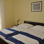דירה In Barbat With Sea View, Balcony, Air Conditioning 660-4 Barbat na Rabu