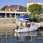 In Barbat With Sea View, Balcony, Air Conditioning 660-4 דירה *