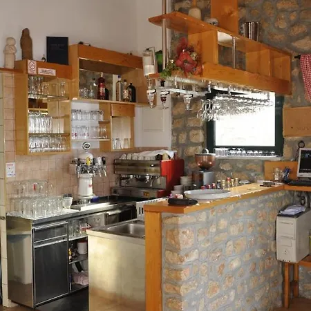 In Barbat With Sea View, Balcony, Air Conditioning 660-4 * Barbat na Rabu
