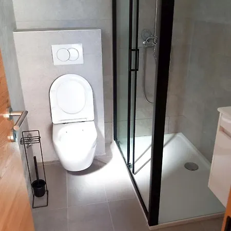 Apartmán In Barbat With Sea View, Balcony, Air Conditioning 660-4 Barbat na Rabu
