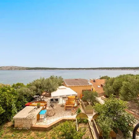 Appartement In Barbat With Sea View, Balcony, Air Conditioning 660-4 Barbat na Rabu