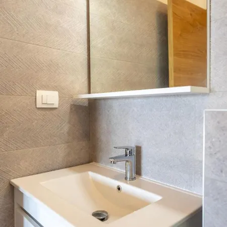 Apartamento In Barbat With Sea View, Balcony, Air Conditioning 660-4 Barbat na Rabu