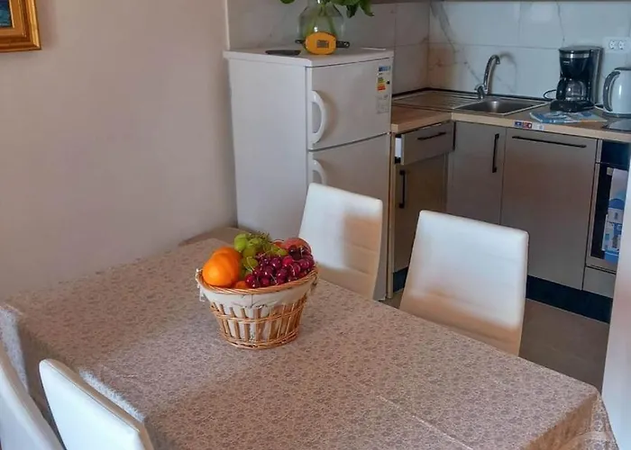 In Barbat With Sea View, Balcony, Air Conditioning 660-4 *
